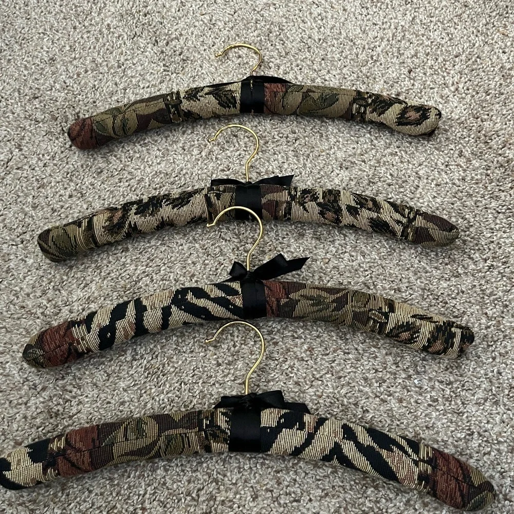 (4-hangers) Vintage canvas hangers
